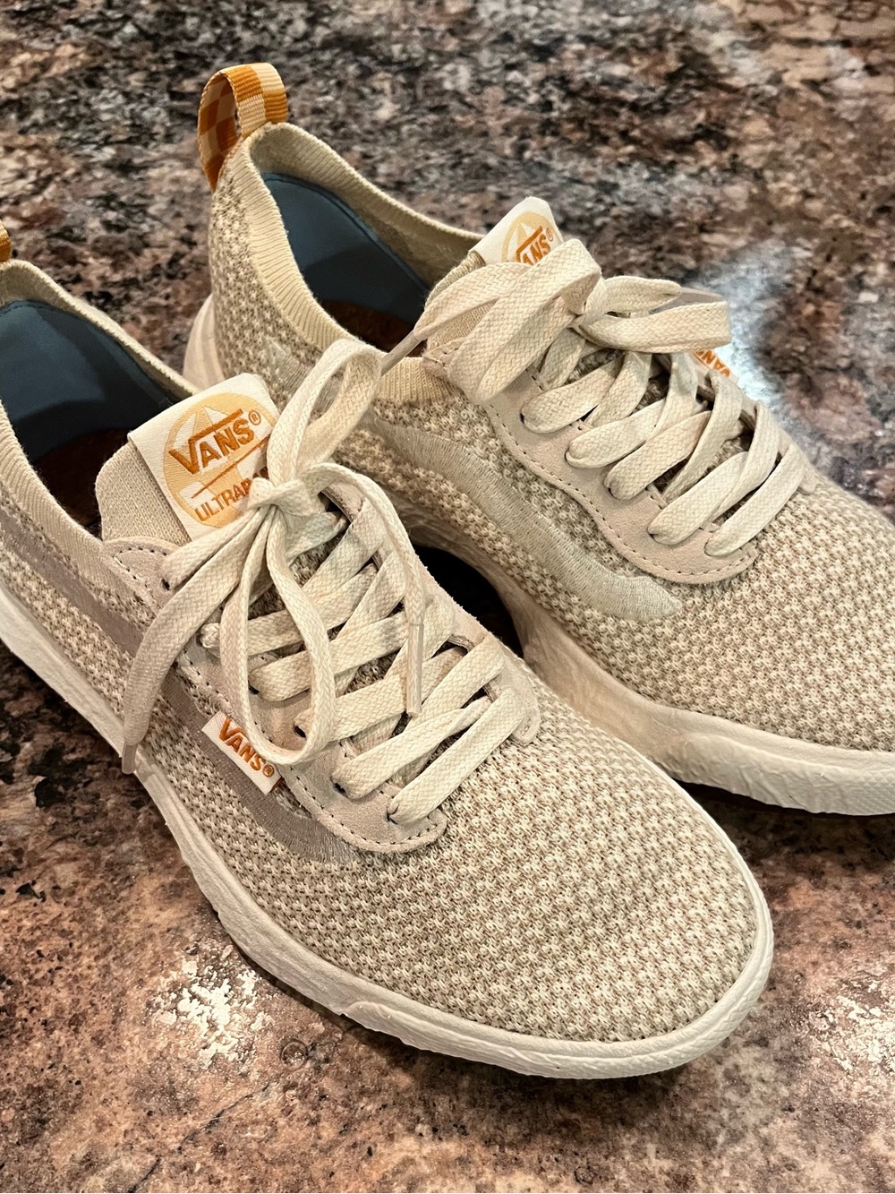 Vans Ultrarange Beige Knit Sneakers Mens 6.5/Women’s 8